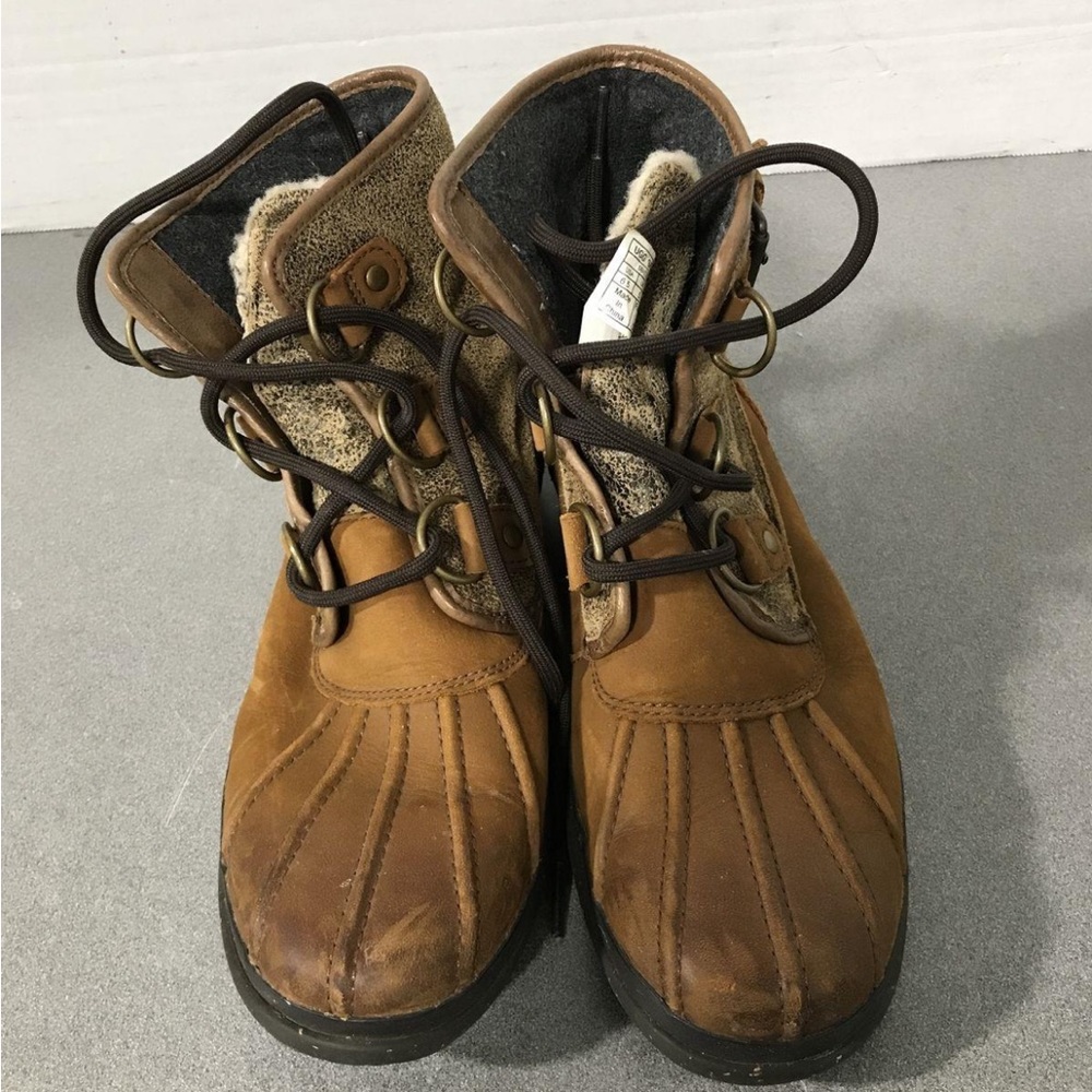 UGG Cecile Womens Lace Up Brown WaterProof Shearling Duck Rain Boot Size 6.5